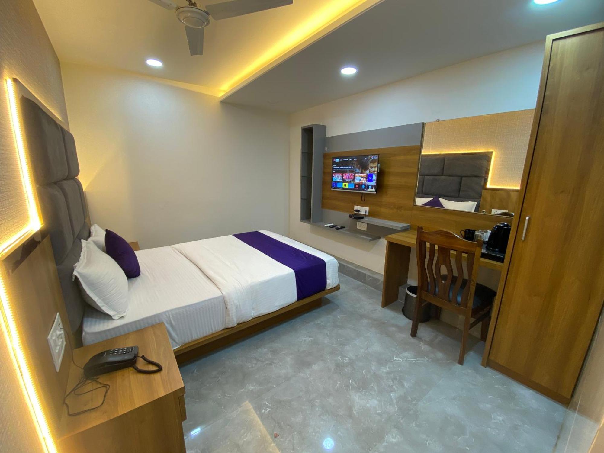 Hotel Bkc Gold View Near Bandra Kurla Complex — Photos 1